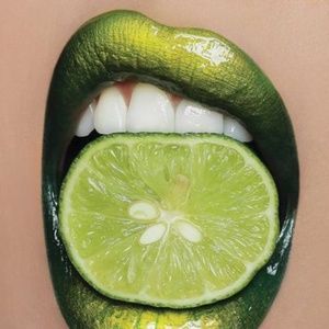 Meet your Posher, Posh